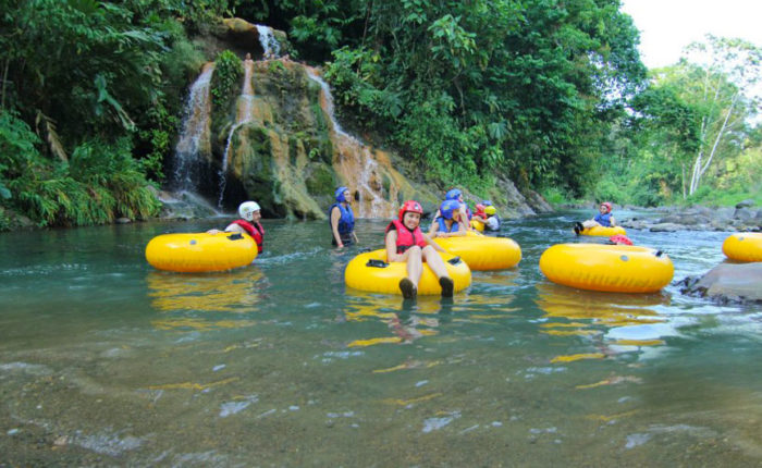 vacations in costa rica for families